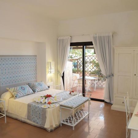 Hotel Altura Villasimius Eksteriør bilde