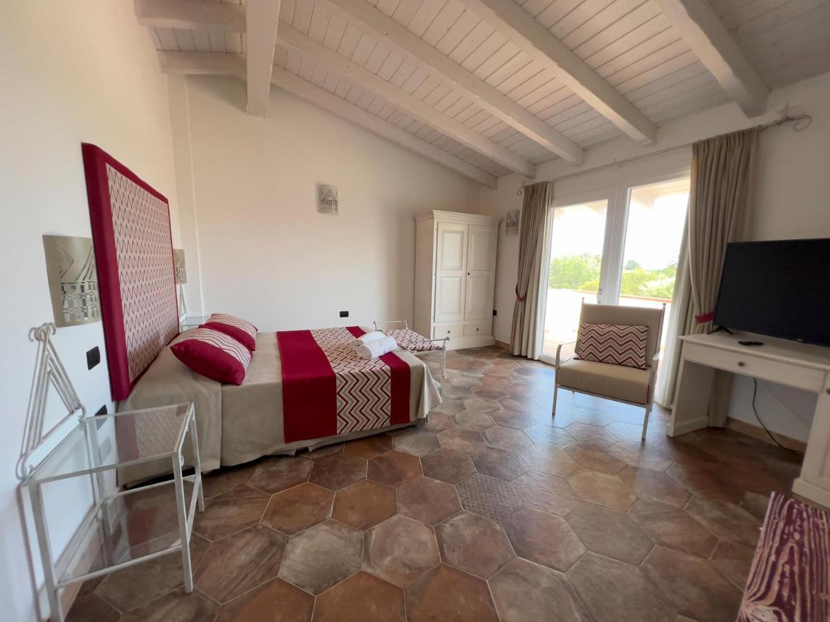 Hotel Altura Villasimius Eksteriør bilde