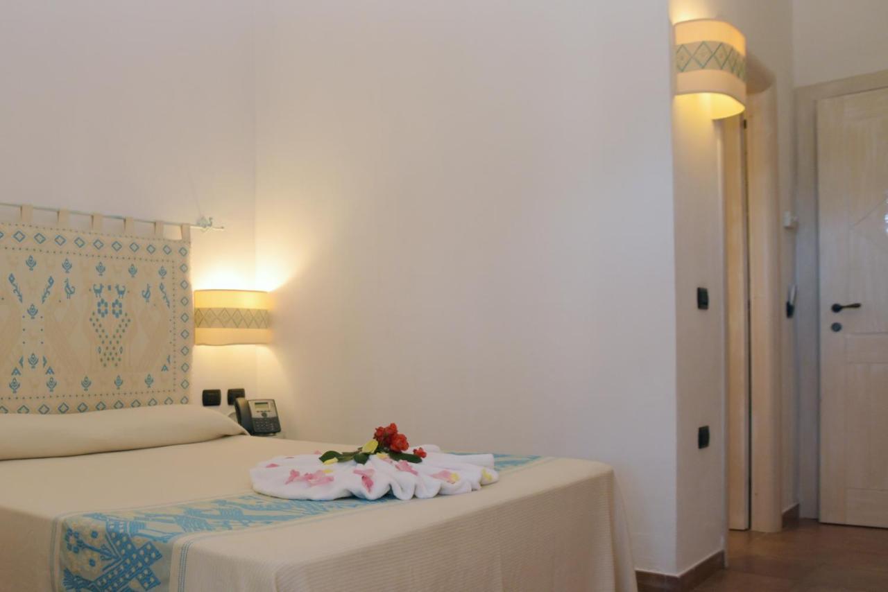 Hotel Altura Villasimius Eksteriør bilde